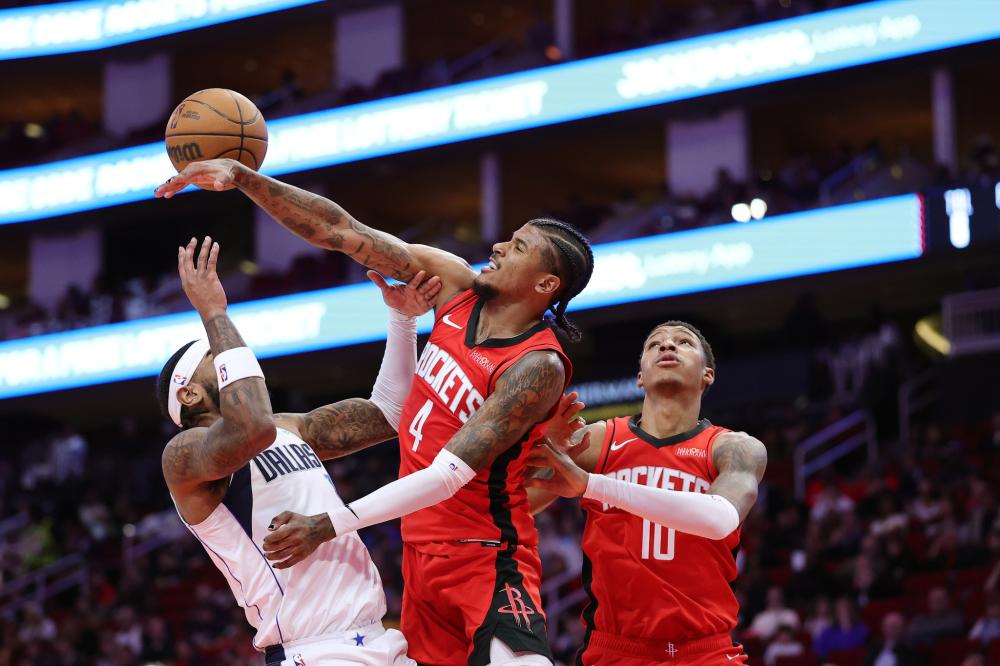 尽管外界盛 尽管外界盛