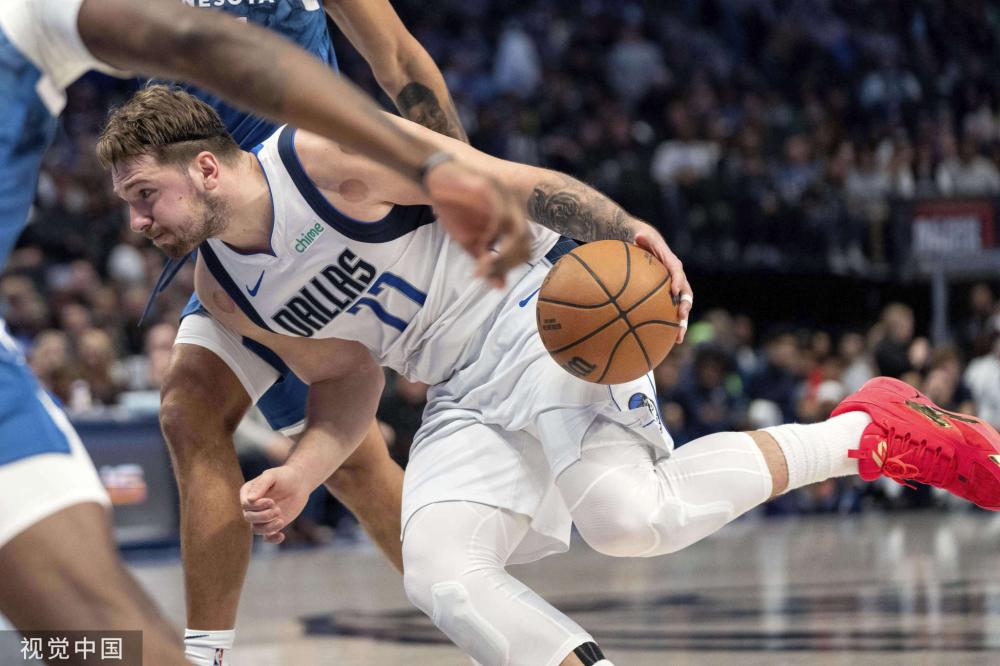 汤普森的身 汤普森的身