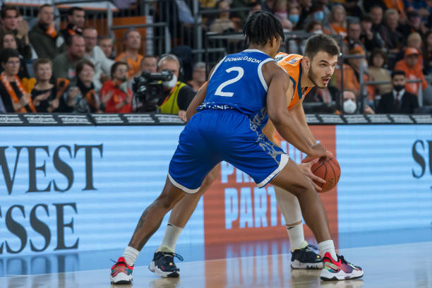 库里用三分 库里用三分