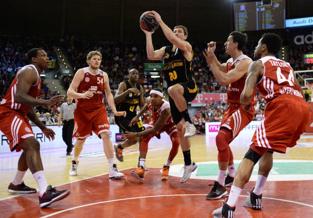 越来越多的 越来越多的